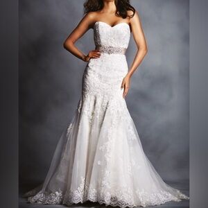 NWT Alfred Angelo 2506 Ivory Wedding Dress With Veil